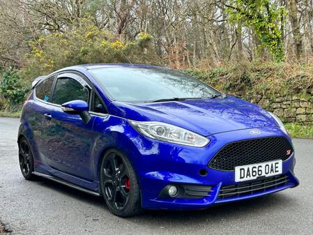 FORD FIESTA 1.6 T EcoBoost ST-3 